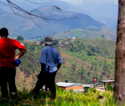  image linking to RedINC: oportunidades, conectividad y la esperanza de un territorio rural de Colombia 