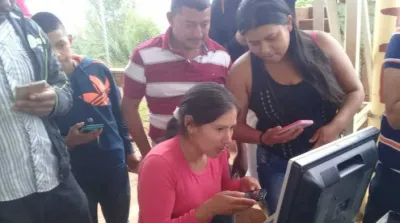  image linking to Miembros de APC en 2017: Construir y apoyar redes celulares comunitarias en Brasil y Colombia 