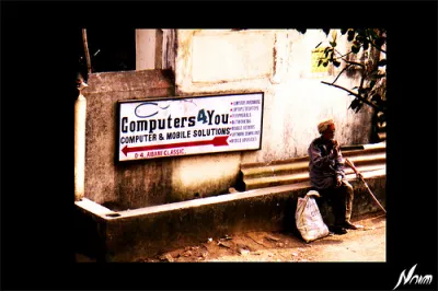  image linking to Can social networking give a leg-up to the poor?